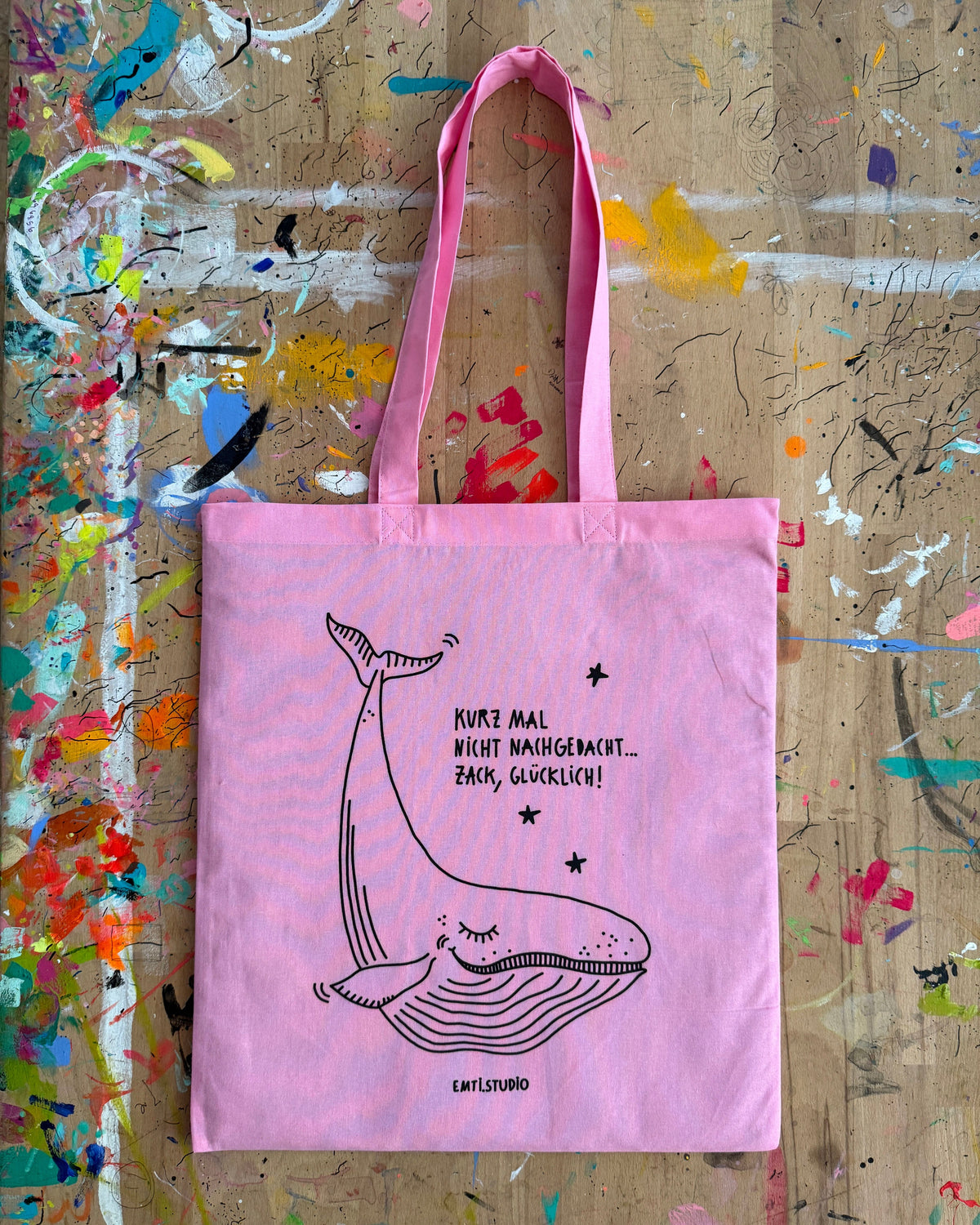 Der ganze Beutel in Rosa mit Henkeln, flach liegend